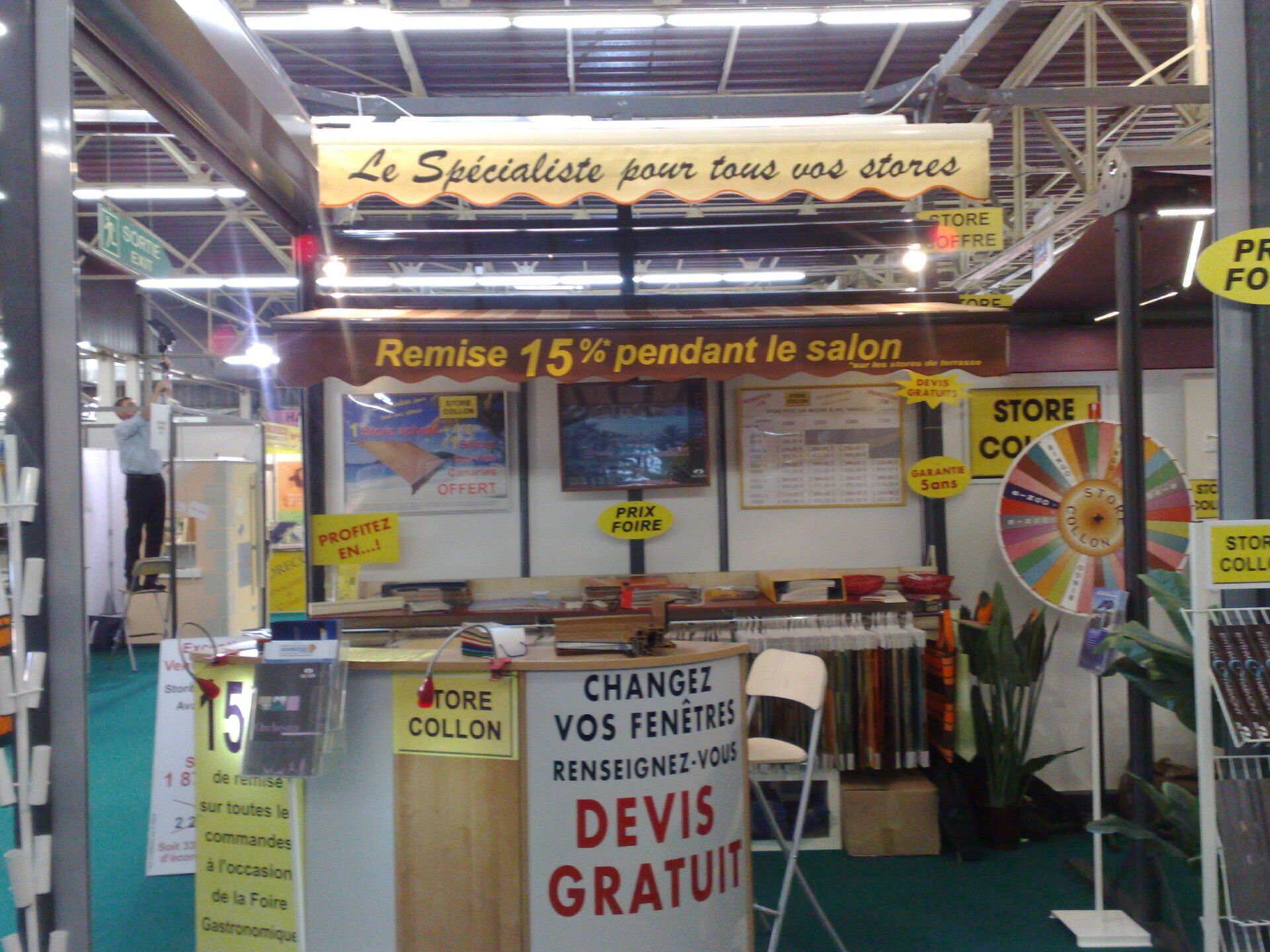 remise sur le stand store collon