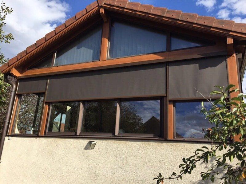 store vertical extérieurs