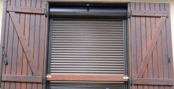 volet roulant fermés