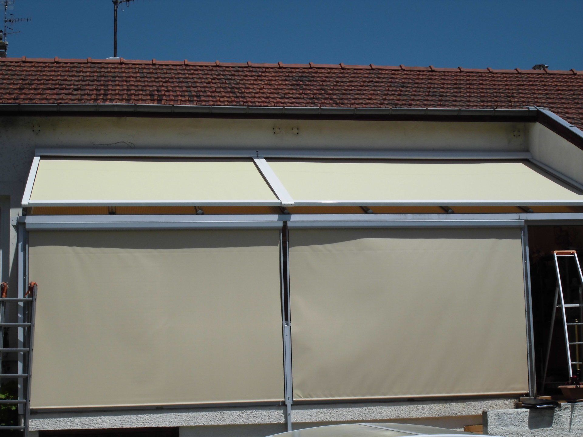 Lambrequin enroulable uni grisfermé