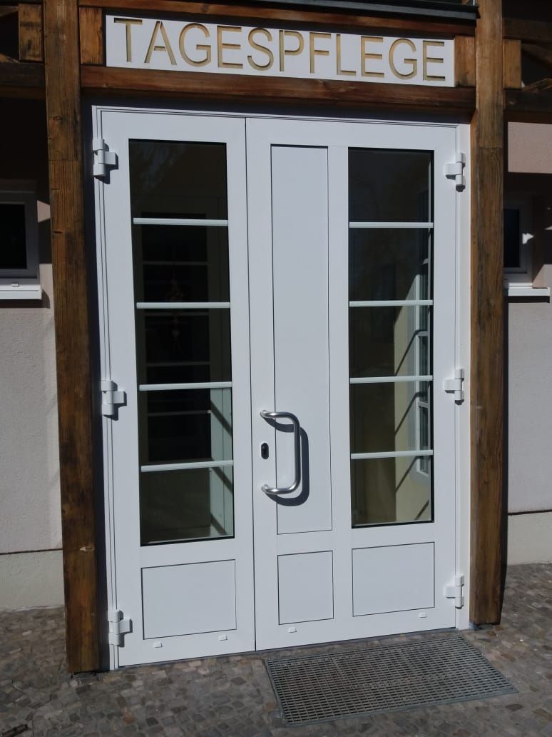 Glaseingangstür