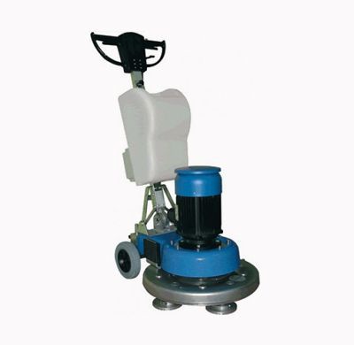 Una máquina azul y blanca con ruedas sobre un fondo blanco.