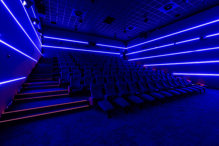 Rewe bei Nacht von Außen