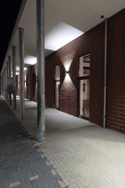 Rewe bei Nacht von Außen