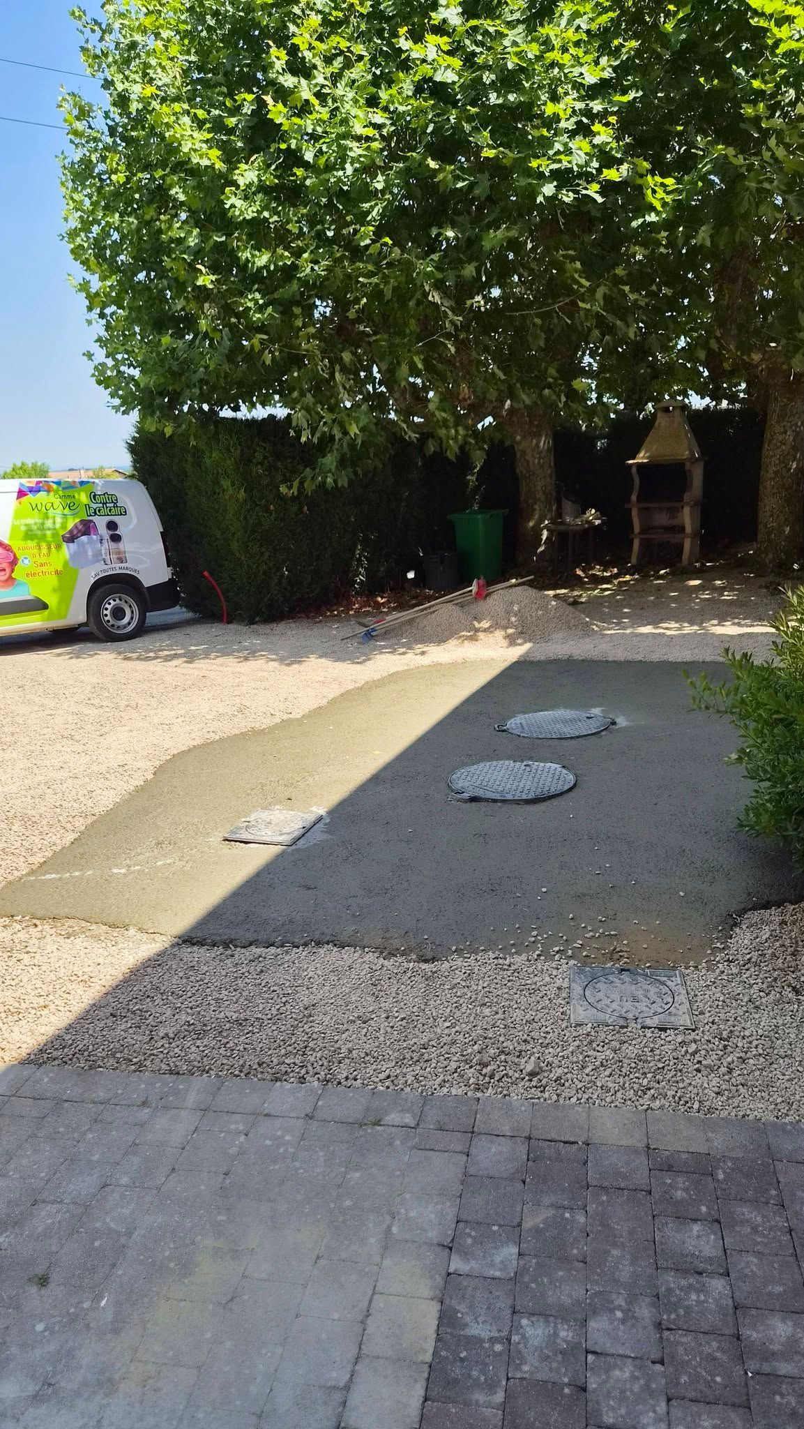 Nouvelle remise aux normes d'un assainissement non collectif  installation de micro station a Saint Lager 69220