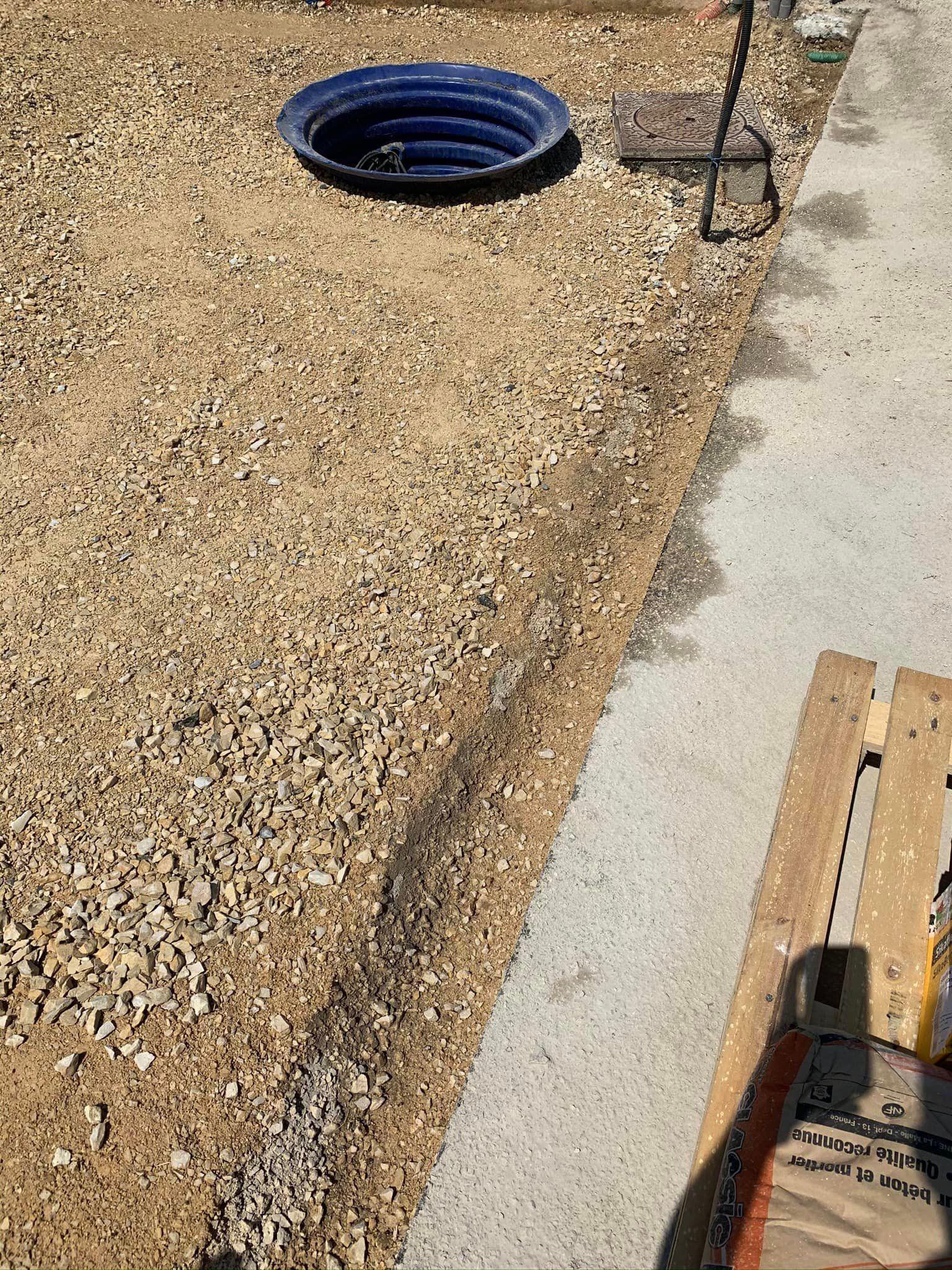 Sol en gravier avant les travaux