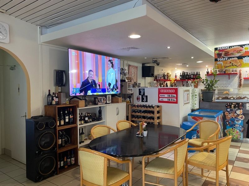 Maxi schermo per partite di calcio - Bar Leilo - Snack Bar