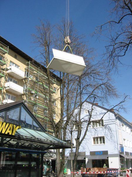 Abbruch und Sanierung von Balkonen eines Mehrfamilien-Wohnhauses