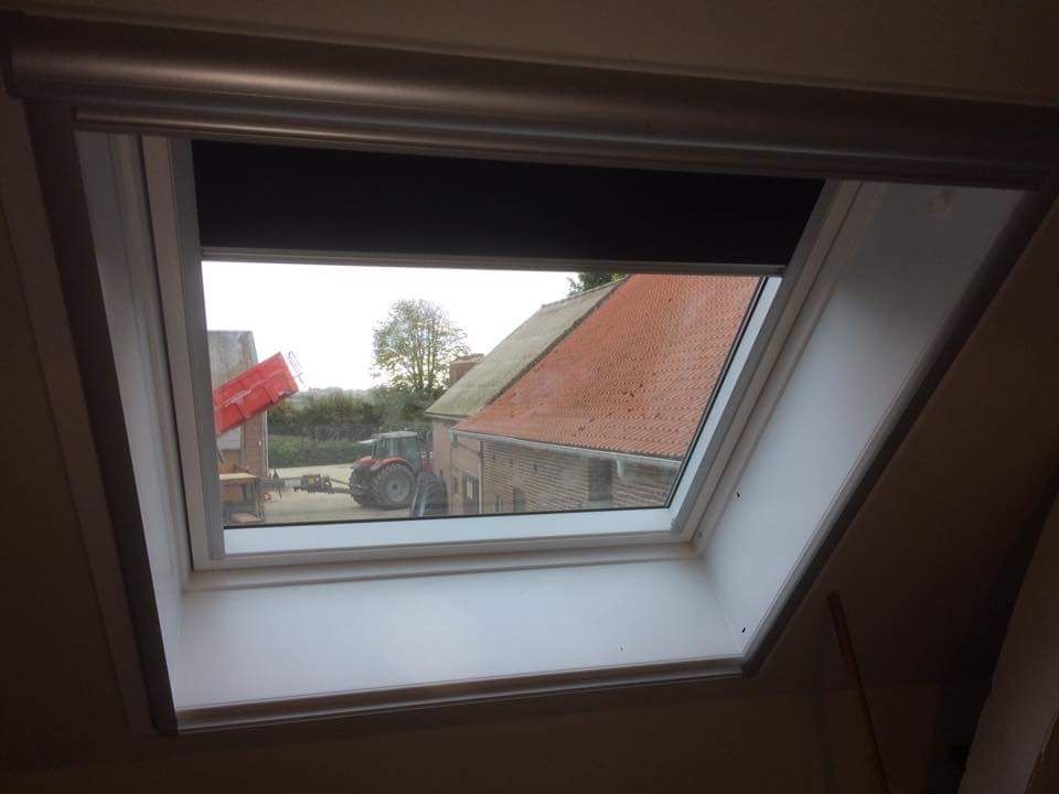 Fenêtre de toit vu d'en bas