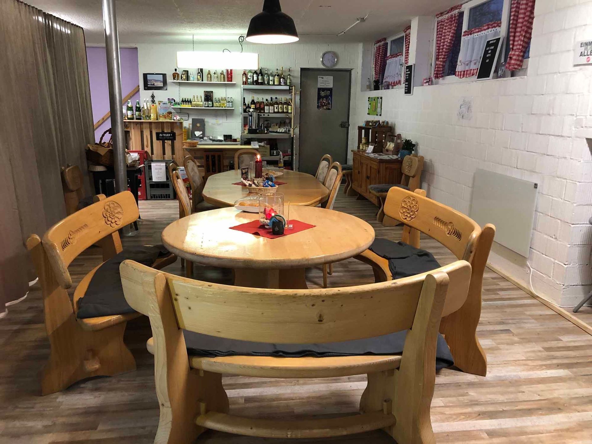 Raum mieten - Getränke Hug GmbH - Buch SH