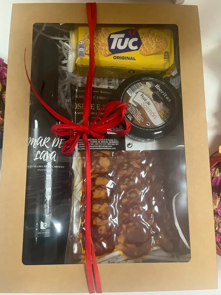 Una caja de regalo 