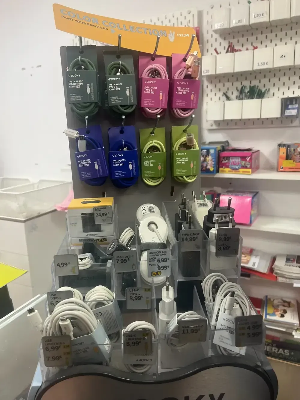 Un expositor de tienda 