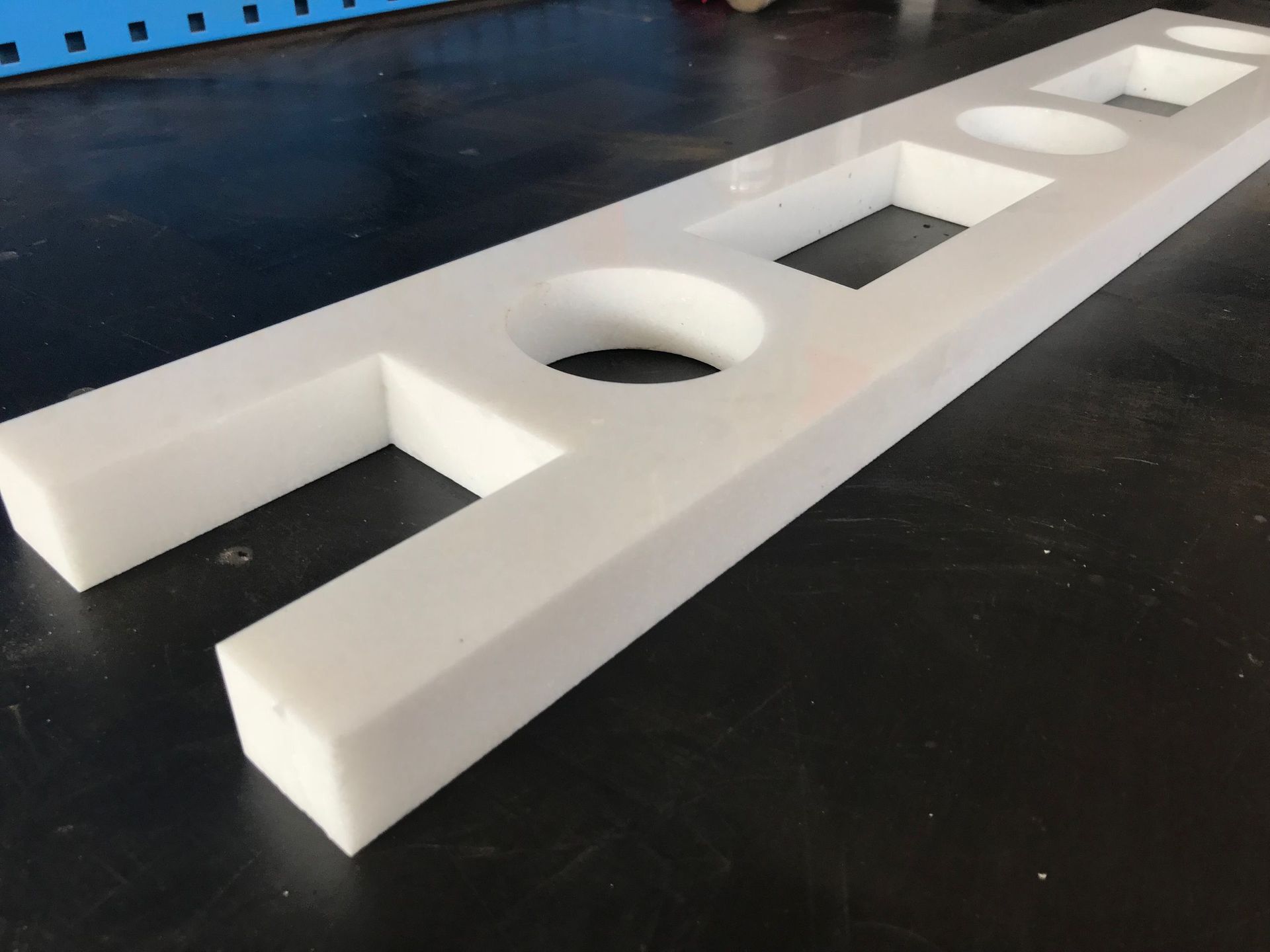 28mm Marmor Wasserstrahlschneiden Grobatech AG