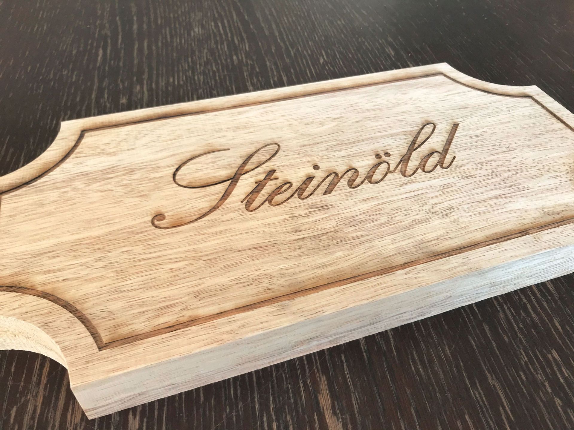 Lasergravur auf Holz