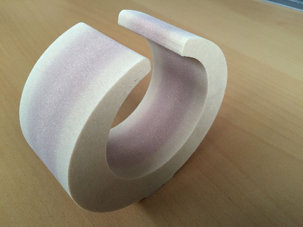 Wasserstrahl Schneiden von Airex