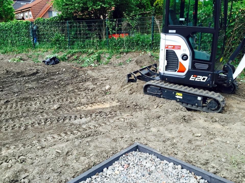 Arbeiten mit dem Bagger 2