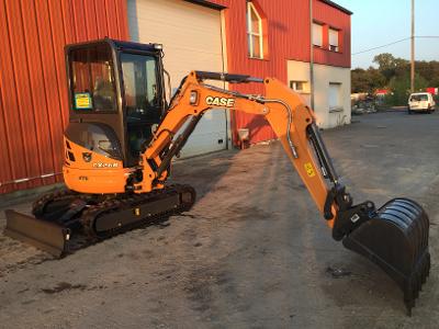 MINI-PELLE COMPACTE CASE CX26B 2T600
