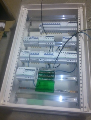 Tableau éléctrique fait par Dom électique