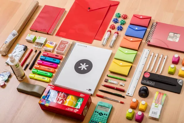 Matériel de bureau et papeterie