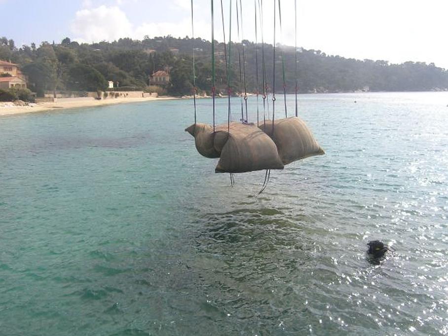 Pose d'élément géotextile