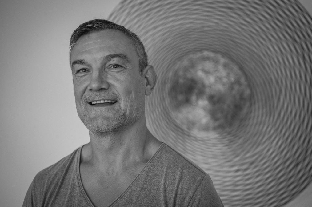 Ergotherapie Praxis Guido Meltzer, Passau | Bobath, Manualtherapie Syriax, Dorntherapie, Wahrnehmungstraining nach Affolter/Sonderegger, Hirnleistungstraining, Facio-orale-Trakttherapie, Atemtherapie, cranio-sacral Osteopathie, Marnatherapie, Fußrefelxzonentherapie, Yoga und Ergotherapie, energetische Behandlungen, APM nach Penzel