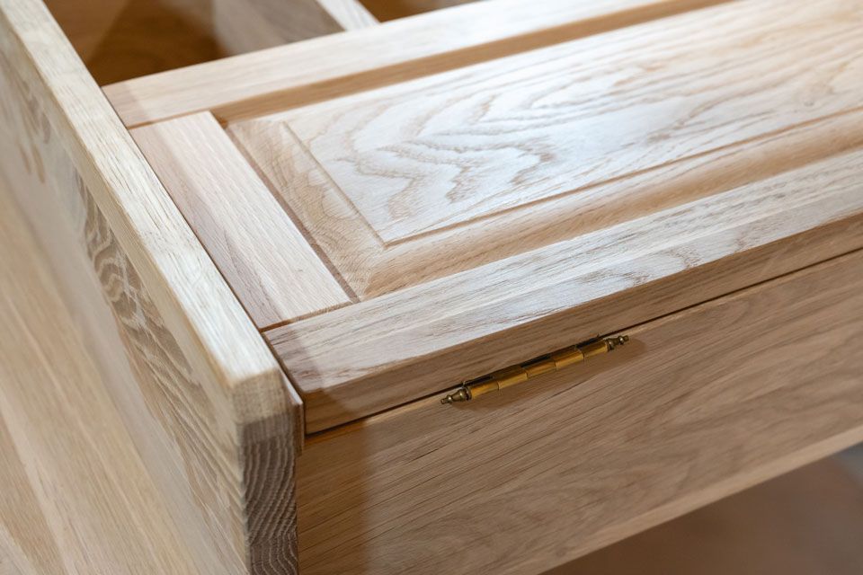 Holzmöbel