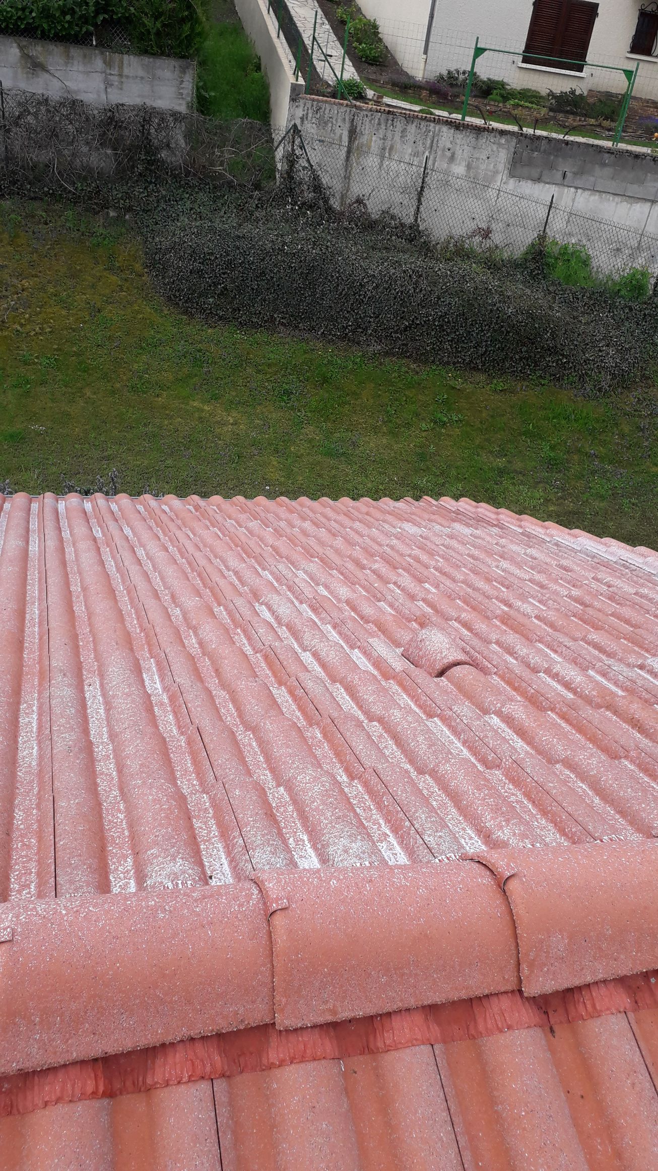 Travaux de couverture par l'entreprise