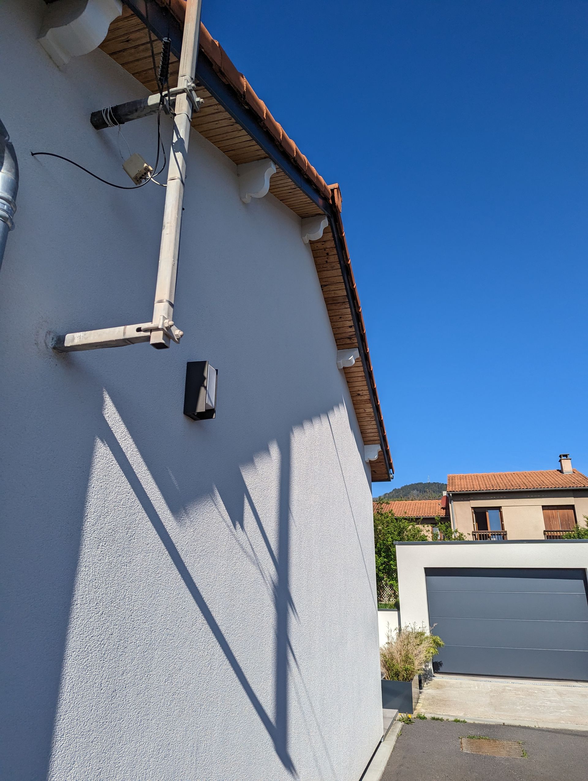 Rénovation de toit en cours par Art Couverure