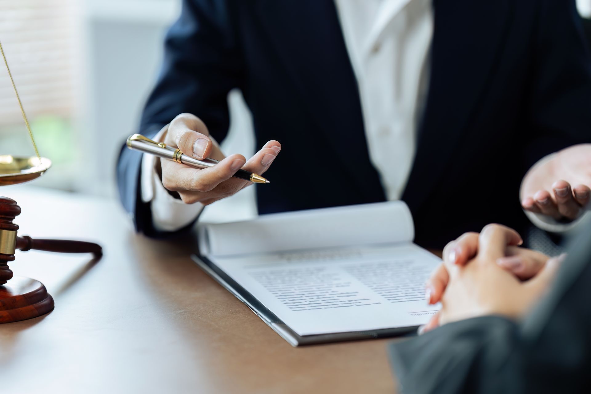 Avocat à l'écoute d'une victime