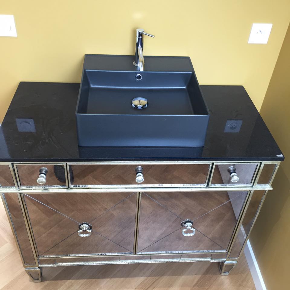 Vasque et meuble type industriel