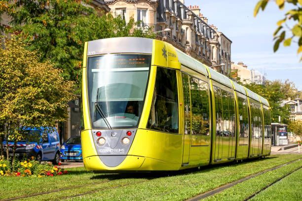 Tram jaune