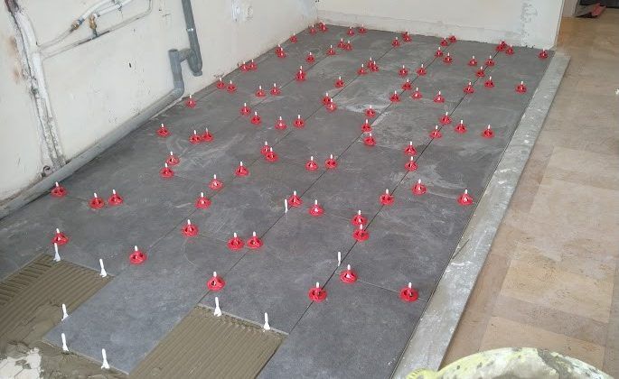 Un carrelage tout juste posé