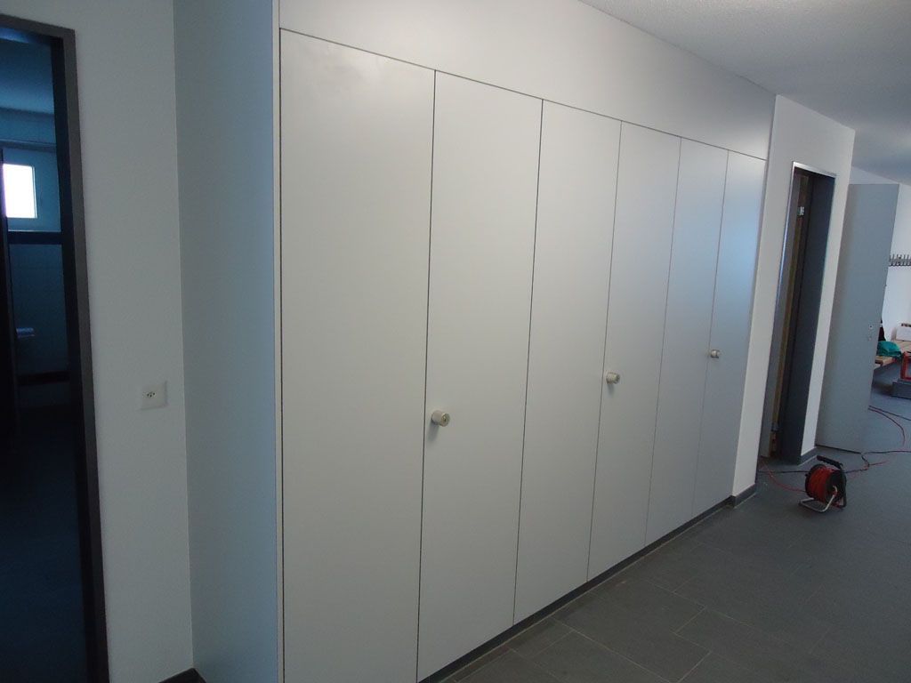 Einbauschrank Büro | Stieger Holzbau | Bad Ragaz