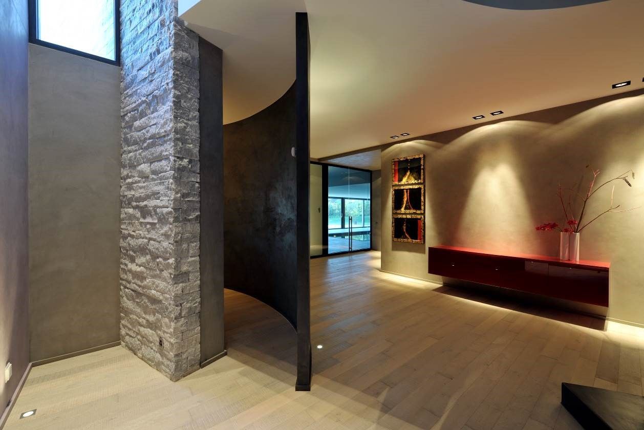 Villa in Carona, entrance – Sangiorgio