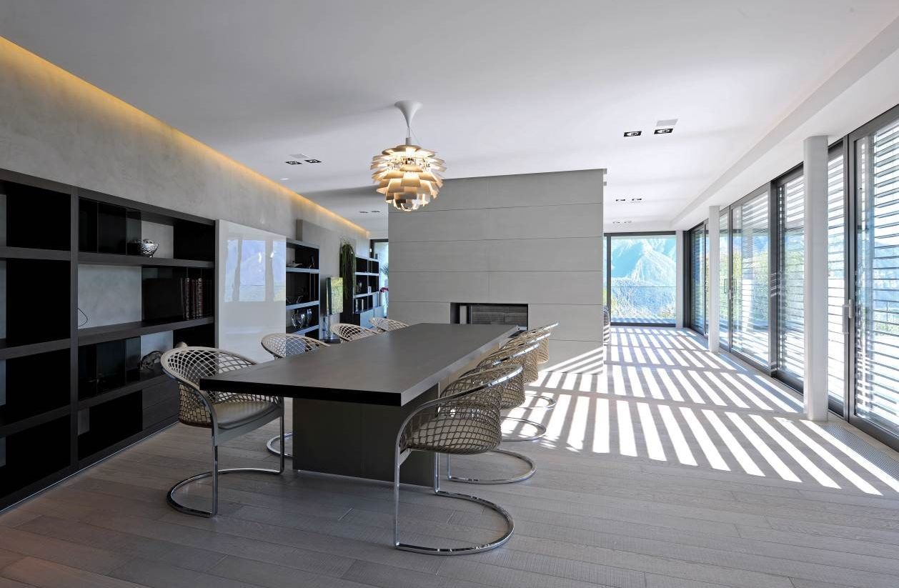 Villa in Carona – dining room