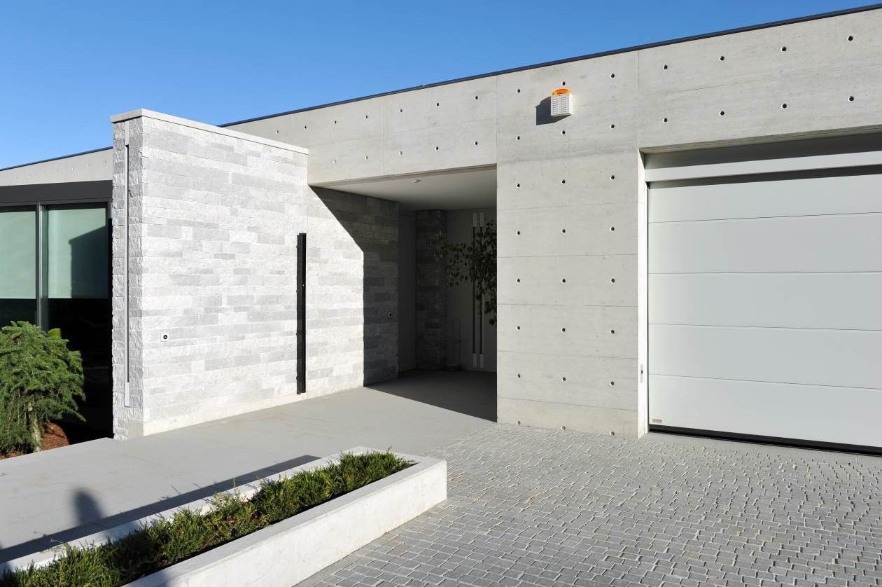 Villa in Carona, garage – Sangiorgio