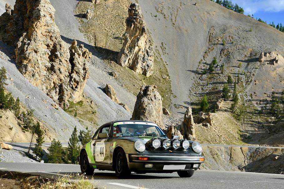 La Porsche, préparée par ASP pour les rallyes de régularité, repart pour le Trophée des Alpes 2019 en septembre