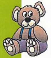 Oso de peluche de dibujos animados con tirantes azules, pantalones morados y una cara sonriente sentado sobre un fondo verde.
