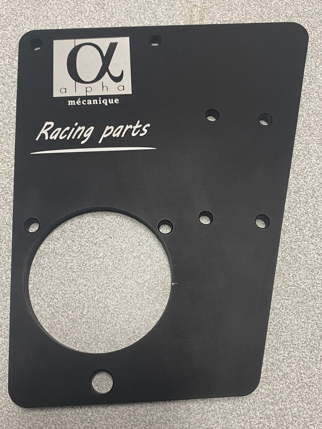 Pièce en aluminium compétition automobile