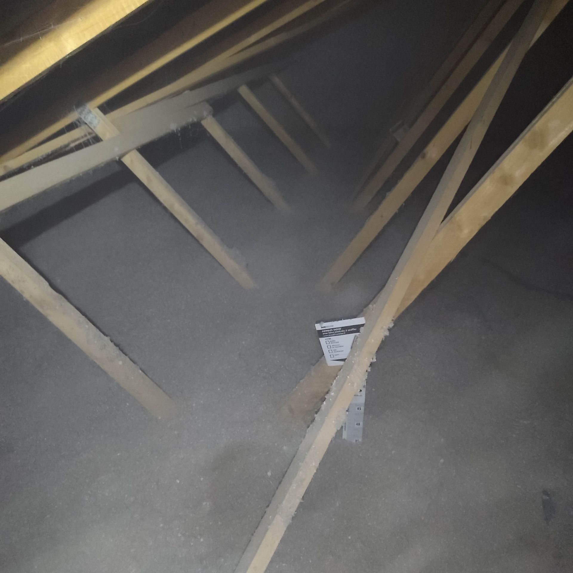 GTIsolation : Isolation de combles par soufflage de ouate de cellulose