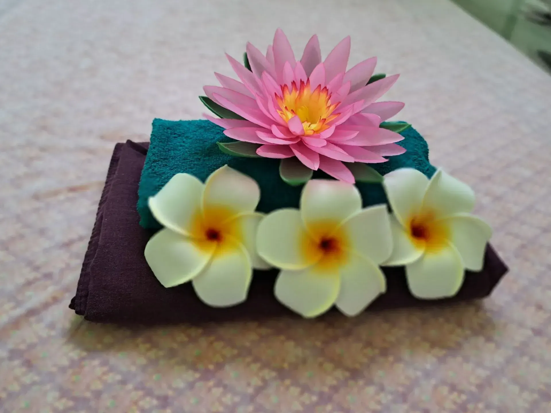 Lek´s Thai Massage Salon
Kesselsdorfer Str. 74
01159 Dresden
