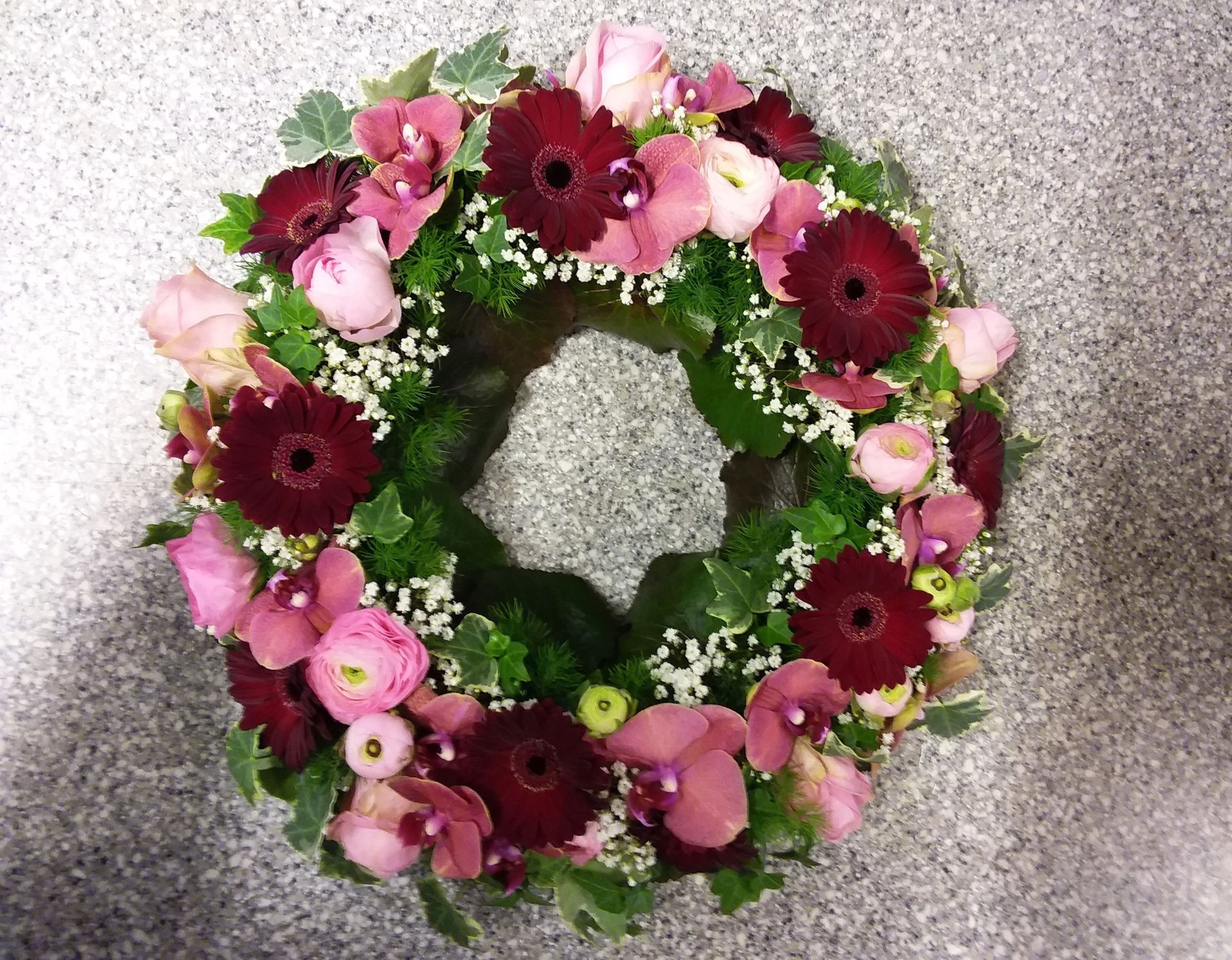 Urnenkranz, Urnenschmuck, Grabschmuck