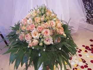 Grabschmuck mit Schleife