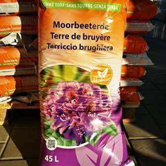 aus recyceltem Material