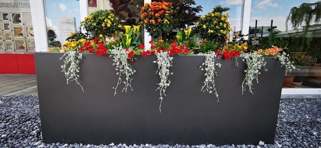 aus recyceltem Material