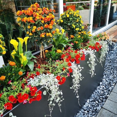 aus recyceltem Material