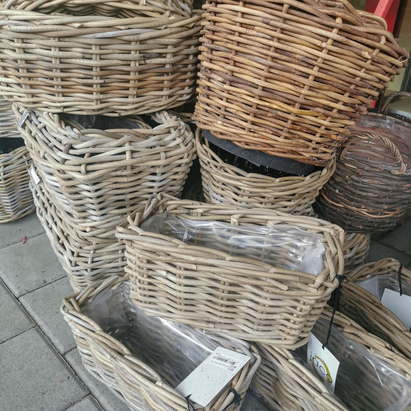 Gartenanlage - hollenstein blumengarten AG