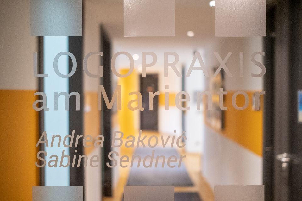 Eingang Logopraxis am Marientor GbR