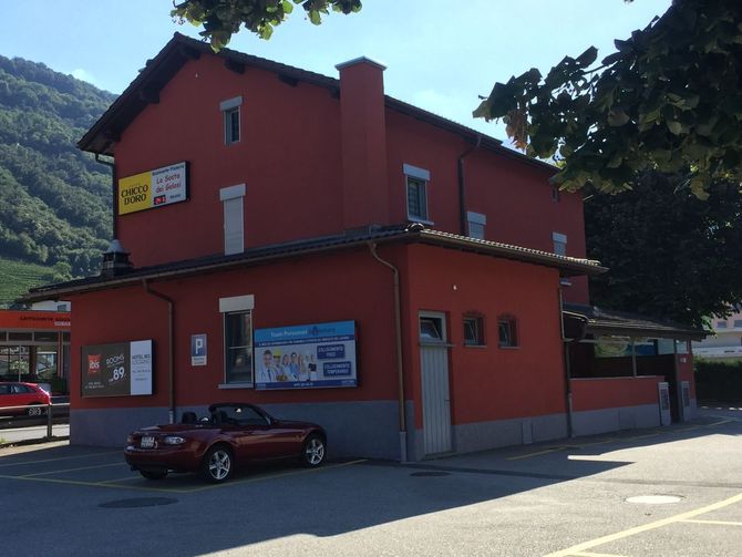 Pittura facciata esterna Ristorante a Contone - Locarnese - Pittura Ferrari Marsilio