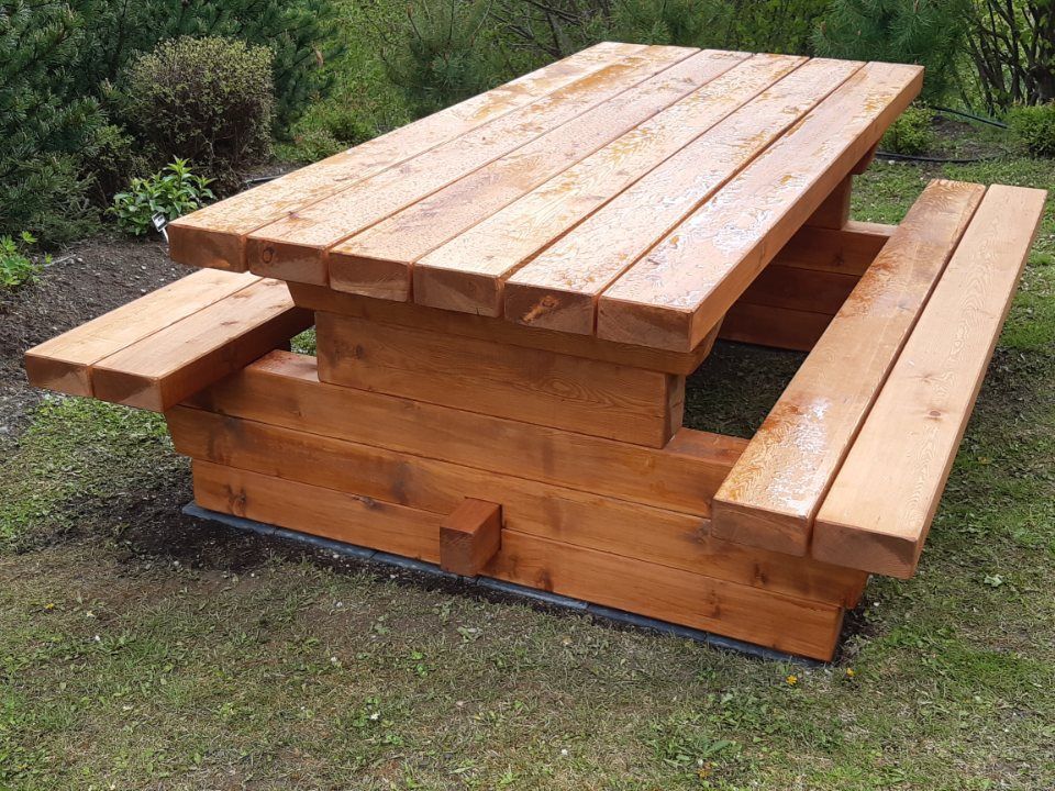 construction de banc en bois